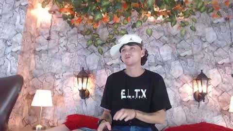 Snapshot of samueel_hilton chatting on December 13, 2024, 4:11 am samueel_hilton online show from December 13, 2024, 4:11 am