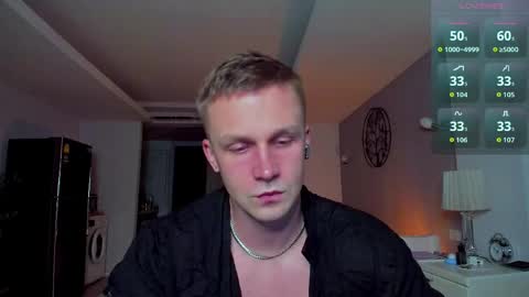 Snapshot of samuel_andrew chatting on May 30, 2026, 10:45 am Samuel online show from May 30, 2026, 10:45 am