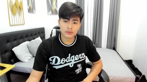 Snapshot of samuelangelo chatting on March 2, 2026, 9:54 pm Sam online show from March 2, 2026, 9:54 pm