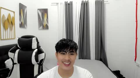 Snapshot of samuelangelo chatting on March 3, 2026, 1:17 pm Sam online show from March 3, 2026, 1:17 pm