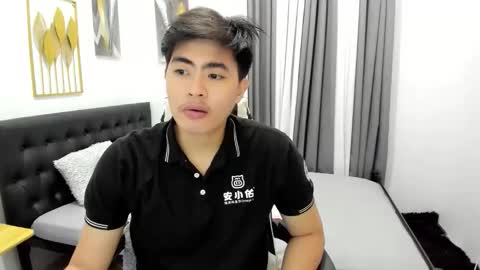 Snapshot of samuelangelo chatting on March 5, 2026, 3:19 pm Sam online show from March 5, 2026, 3:19 pm