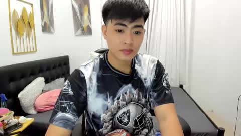 Snapshot of samuelangelo chatting on April 28, 2026, 3:17 pm Sam online show from April 28, 2026, 3:17 pm