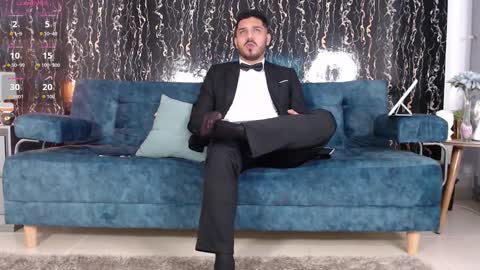  Samuel Coopper  online show from November 14, 2025, 9:46 pm