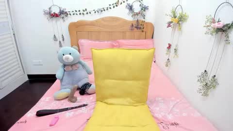 SamuelMorenor online show from May 24, 2026, 1:49 pm