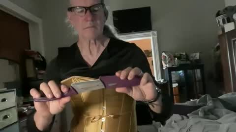 Samuel or Samantha online show from October 23, 2025, 12:26 pm