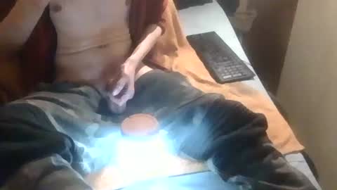 Snapshot of samueltal chatting on February 11, 2026, 9:42 pm samueltal online show from February 11, 2026, 9:42 pm