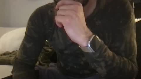 Snapshot of samwise2418 chatting on December 16, 2025, 5:01 am Sam W dick strip tease online show from December 16, 2025, 5:01 am