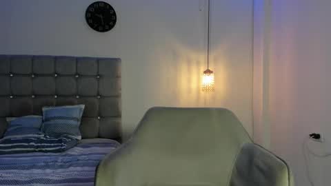 samxx_muscle online show from October 22, 2025, 1:44 pm