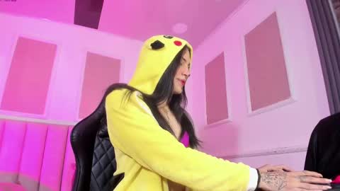 samy foox online show from October 19, 2025, 6:14 am