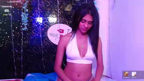 Snapshot of samy_gp chatting on July 11, 2026, 8:11 pm Laura mejia online show from July 11, 2026, 8:11 pm