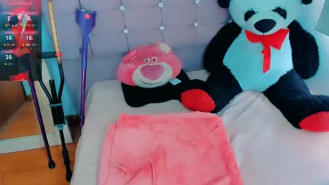 Snapshot of samy_huber chatting on January 27, 2025, 10:27 pm SAMY HUBER online show from January 27, 2025, 10:27 pm