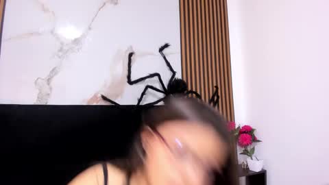 Sammy online show from October 18, 2025, 12:28 pm