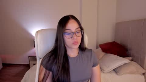 Samy online show from November 18, 2025, 9:30 pm