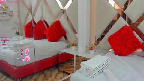 Snapshot of samy_ross_ chatting on January 17, 2025, 4:15 pm Find me at when im offline here. online show from January 17, 2025, 4:15 pm