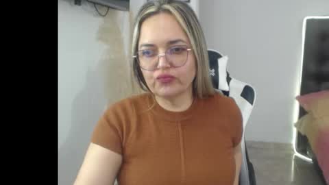 samy_vsn online show from November 30, 2025, 6:56 pm