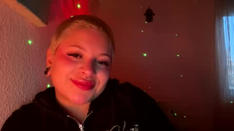 Snapshot of samymoon3 chatting on January 10, 2026, 5:26 pm Samymoon online show from January 10, 2026, 5:26 pm