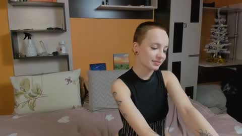 Snapshot of samyscott chatting on December 19, 2025, 7:15 am SamyScott online show from December 19, 2025, 7:15 am