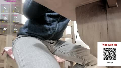 Snapshot of san_druide chatting on March 30, 2026, 7:37 pm San online show from March 30, 2026, 7:37 pm