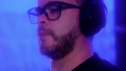 Snapshot of sanders_white chatting on December 18, 2025, 4:51 am Sanders online show from December 18, 2025, 4:51 am