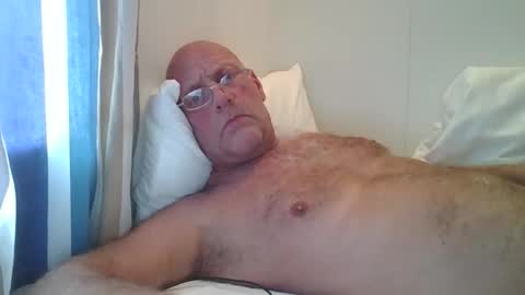 Snapshot of sandnesrune523 chatting on October 13, 2025, 11:21 am sandnesrune523 online show from October 13, 2025, 11:21 am