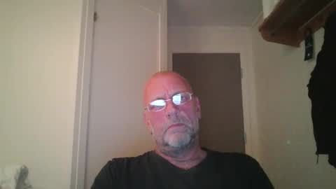 Snapshot of sandnesrune523 chatting on October 20, 2025, 5:46 pm sandnesrune523 online show from October 20, 2025, 5:46 pm