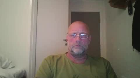 Snapshot of sandnesrune523 chatting on November 19, 2025, 6:41 pm sandnesrune523 online show from November 19, 2025, 6:41 pm