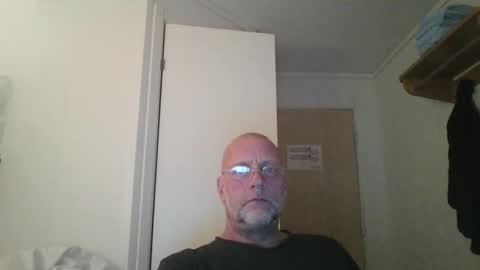 Snapshot of sandnesrune523 chatting on December 14, 2025, 5:07 pm sandnesrune523 online show from December 14, 2025, 5:07 pm