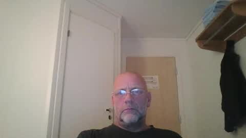 Snapshot of sandnesrune523 chatting on December 16, 2025, 4:56 pm sandnesrune523 online show from December 16, 2025, 4:56 pm