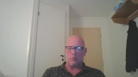 Snapshot of sandnesrune523 chatting on January 14, 2026, 9:20 pm sandnesrune523 online show from January 14, 2026, 9:20 pm