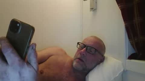 Snapshot of sandnesrune523 chatting on February 14, 2026, 5:48 am sandnesrune523 online show from February 14, 2026, 5:48 am