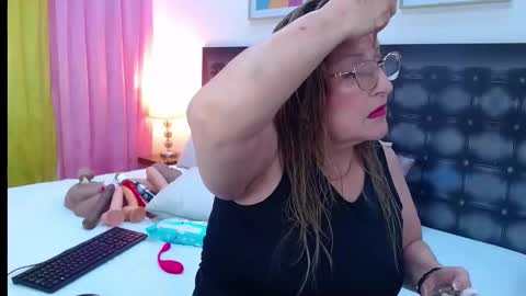 Snapshot of sandra_20_ chatting on April 8, 2026, 11:10 am SANDRA online show from April 8, 2026, 11:10 am