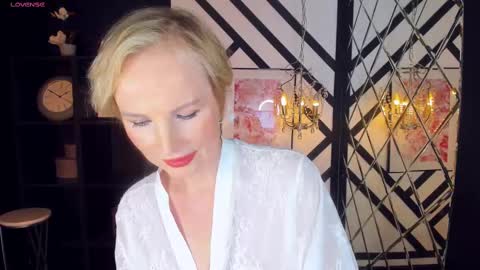 Sandra online show from February 10, 2025, 11:57 am