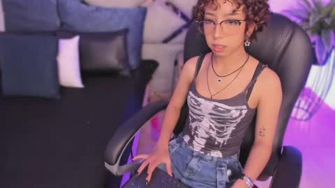 Snapshot of sandra_sp_ chatting on May 12, 2026, 2:30 am SANDRA online show from May 12, 2026, 2:30 am