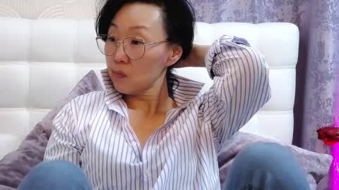 Snapshot of sandrami__ chatting on March 11, 2025, 1:34 pm Sandra online show from March 11, 2025, 1:34 pm
