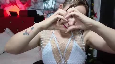 sandraossa online show from October 23, 2025, 7:12 pm