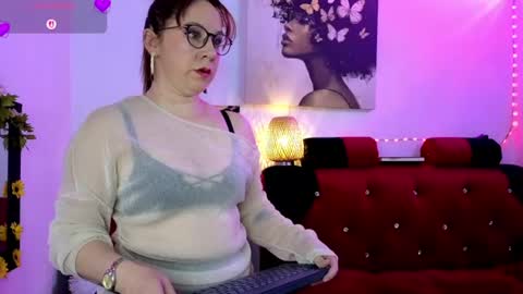 sandraossa online show from June 20, 2026, 8:00 pm