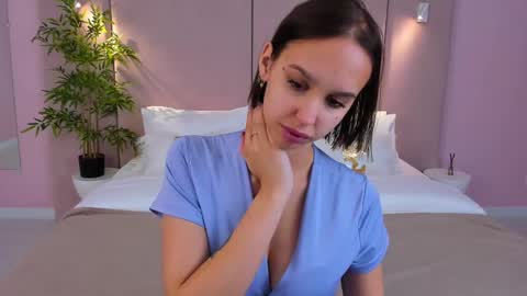 Snapshot of sandrazoe chatting on November 13, 2025, 3:27 am San online show from November 13, 2025, 3:27 am