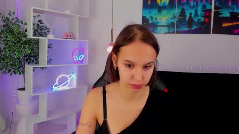 Snapshot of sandrazoe chatting on November 28, 2025, 3:20 am San online show from November 28, 2025, 3:20 am