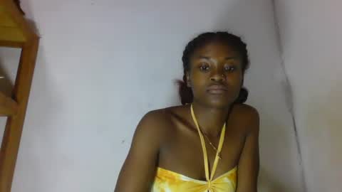 sandricaaa online show from March 28, 2026, 9:47 pm