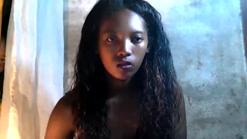 Snapshot of sandrine718 chatting on January 7, 2026, 7:00 am sandrine718 online show from January 7, 2026, 7:00 am