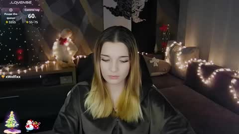 sandy_belle88 online show from December 13, 2025, 9:53 pm