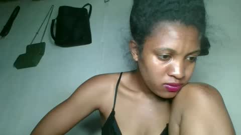 Snapshot of sanelie09 chatting on November 2, 2025, 10:23 pm sanelie09 online show from November 2, 2025, 10:23 pm