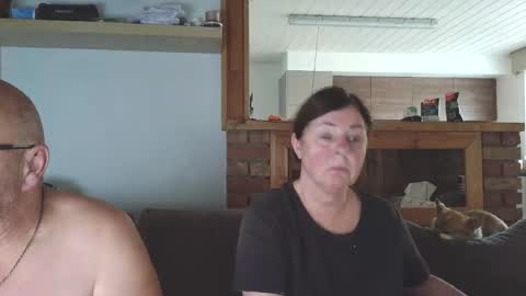 sanroom online show from October 22, 2025, 1:33 pm