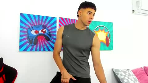 Snapshot of santana_maximo chatting on March 12, 2026, 1:50 pm Maximo Santana online show from March 12, 2026, 1:50 pm