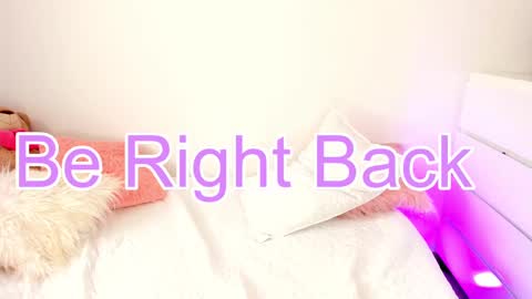 Snapshot of santana_queen chatting on December 10, 2024, 4:38 pm santana_queen online show from December 10, 2024, 4:38 pm