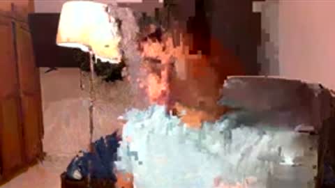 Snapshot of santi36rt chatting on January 11, 2026, 1:21 am santi36rt online show from January 11, 2026, 1:21 am