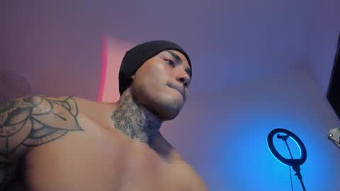 Santi Ferrer online show from December 14, 2025, 1:33 am