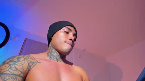 Snapshot of santi__ferrer chatting on February 14, 2026, 2:19 am Santi Ferrer online show from February 14, 2026, 2:19 am