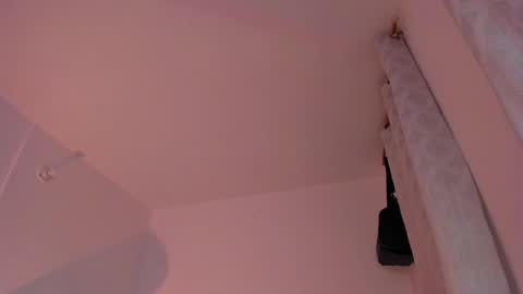 Snapshot of santi__ferrer chatting on February 17, 2026, 4:20 am Santi Ferrer online show from February 17, 2026, 4:20 am