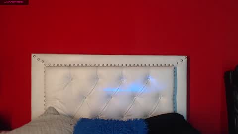 santi_fabulous online show from December 30, 2024, 4:31 am